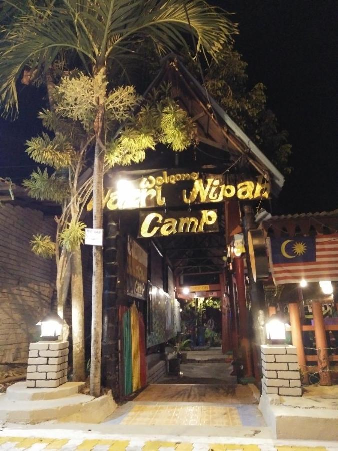 Hotel Nazri Nipah Camp Pangkor à Kampung Teluk Nipah Extérieur photo
