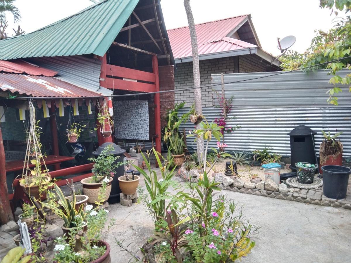 Hotel Nazri Nipah Camp Pangkor à Kampung Teluk Nipah Extérieur photo