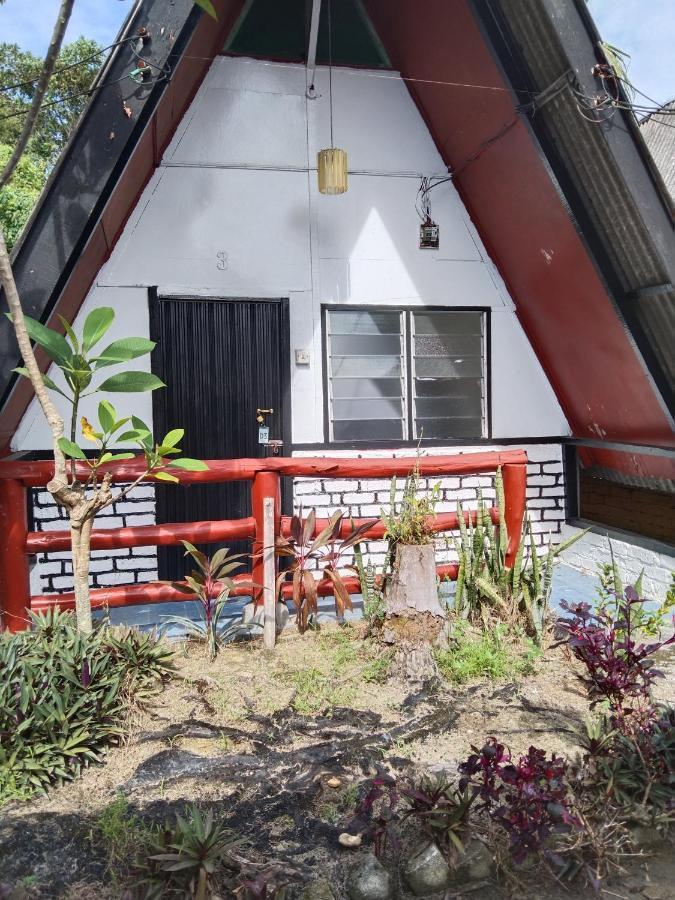 Hotel Nazri Nipah Camp Pangkor à Kampung Teluk Nipah Extérieur photo